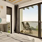 Design Lux Dreaming In Bamboo Garden ,no Shoes Allowed Inside Βάρνα