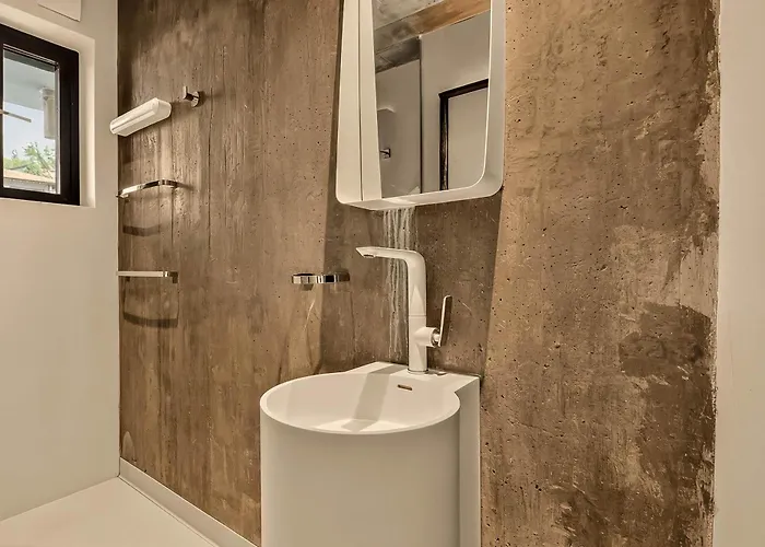 Design Lux Dreaming In Bamboo Garden ,no Shoes Allowed Inside Βάρνα